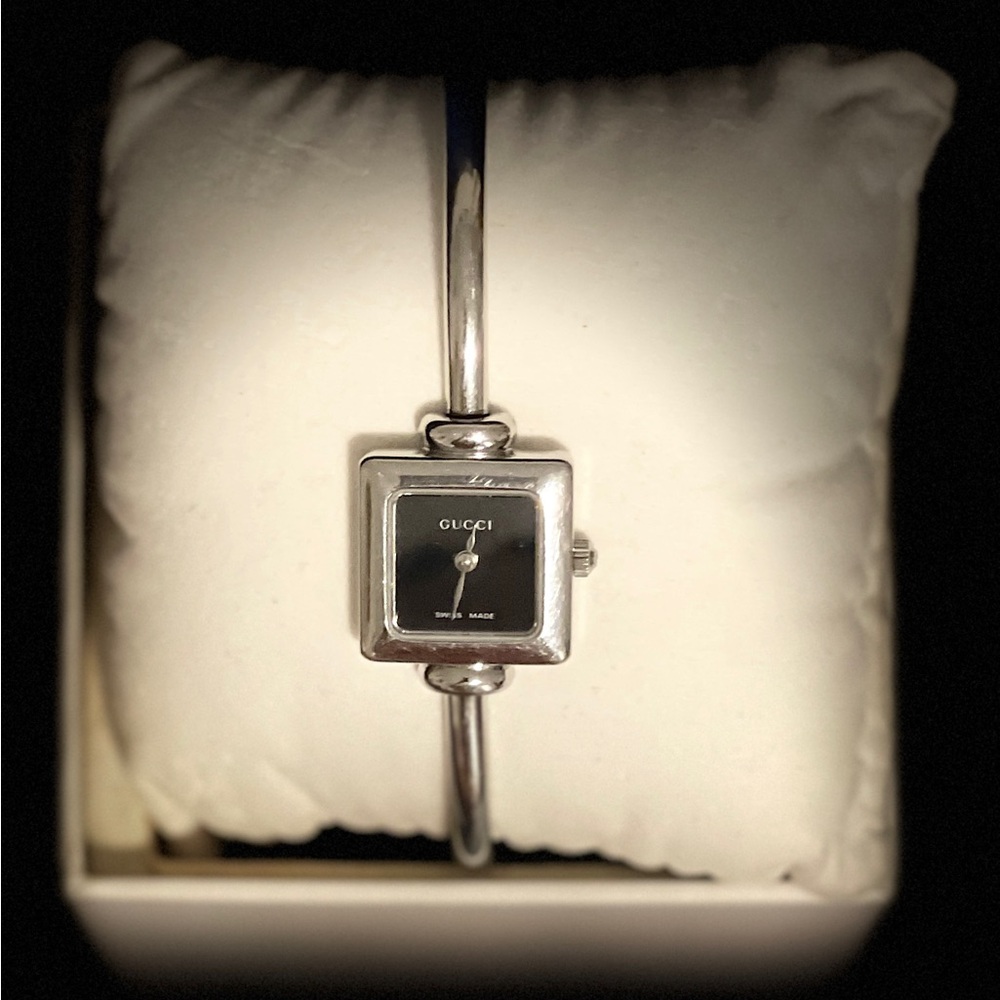 Authentic Gucci Bangle watch